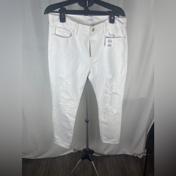 Frame Le Garcon Mid-Rise Distressed White Boyfriend Jeans Size 29 (US-8) NWT - Picture 9 of 15